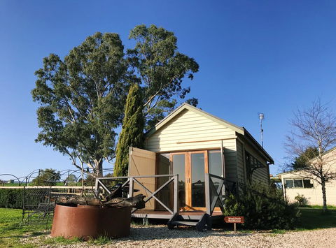Yea Wood Duck Cabin - Qld Realsetate 0