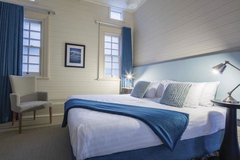 Yarrangobilly Caves House - Renee 1