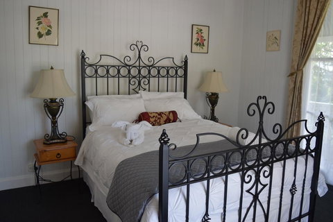 YesterYear On West - Renee 3