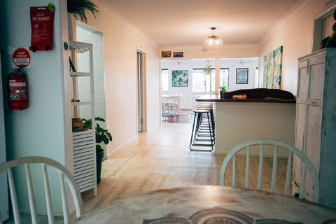 Yeppoon Beachhouse - Internet Find 1