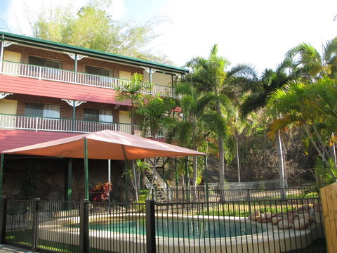 Yongala Lodge By The Strand - Qld Realsetate 0