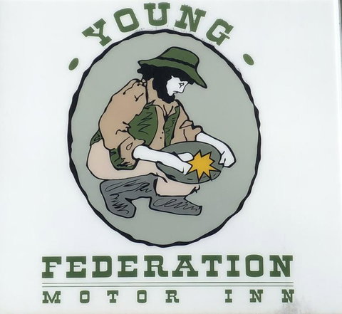 Young Federation Motor Inn - Renee 0