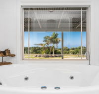 Your Luxury Escape - Byron Sunset Breeze - Internet Find