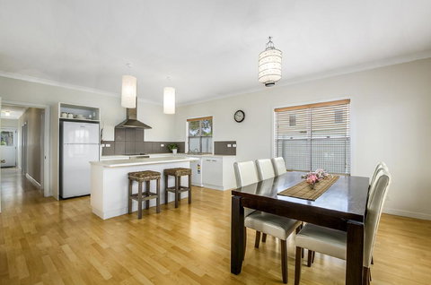 Zaahira House - Qld Realsetate 3