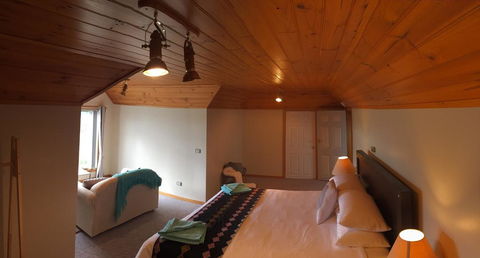 Rose Cottage Sisters Beach Accommodation - Renee 2