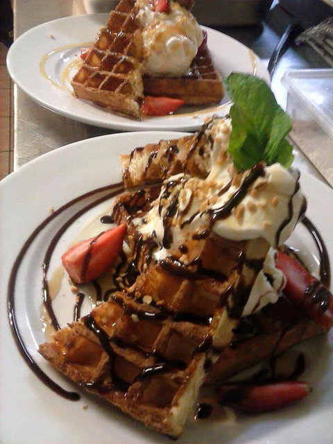 Duke Of Edinburgh Hotel - Internet Find 1