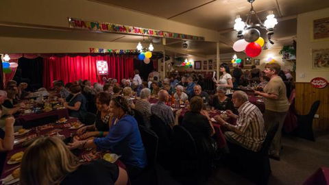 Footlights Theatre Restaurant - Internet Find 0