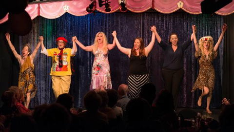 Footlights Theatre Restaurant - Internet Find 2