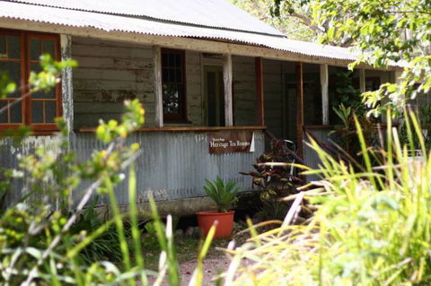 Herveys Range Heritage Tea Rooms - Renee 3