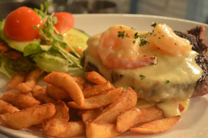 Restaurants Tugun QLD Petrol Stations