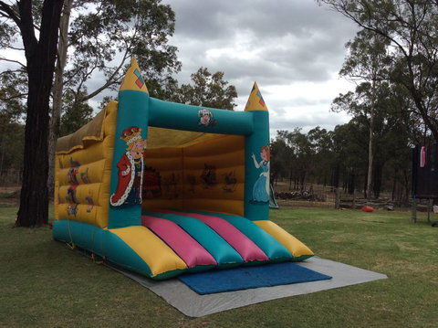 Tiny Tots Jumping Castle Hire - Qld Realsetate 1