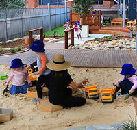 Queens View - Market Street Early Learning Centre - Swimm