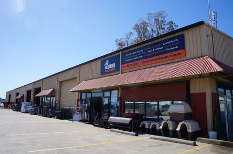 Farmers Warehouse - Renee 0