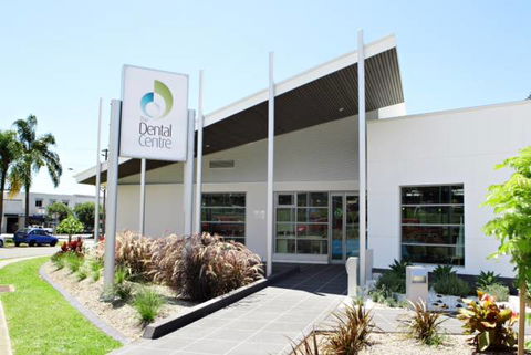 Davis Dental–Specialist Prosthodontist - Renee 0
