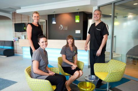 Davis Dental–Specialist Prosthodontist - Renee 2