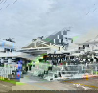 Cairns New Chalon - Petrol Stations