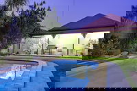 Pioneer Motel