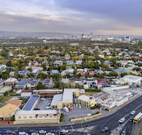 Scottys Motel - Renee