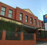 Comfort Inn  Suites City Views - Internet Find