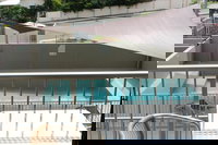 Gladstone Downtown Central Apartment Hotel