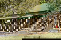 Overlander Homestead Motel
