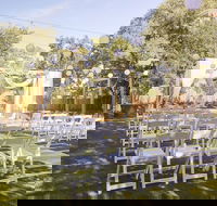 Brassey Hotel - Renee