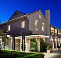 Peppers Mineral Springs Hotel - Swimm