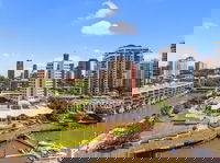 Central Dockside Apartment Hotel