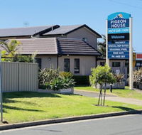 Pigeon House Motor Inn - Renee