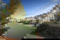 Quest Sanctuary Lakes