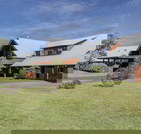 Spicers Peak Lodge - Swimm