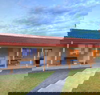 Yamba Motor Inn - Renee