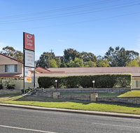 Econo Lodge Alabaster - Petrol Stations