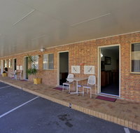 Sugar Country Motor Inn - Internet Find
