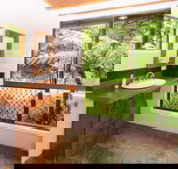 The Epiphyte Bed  Breakfast - Internet Find
