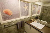 Whitesbeach Guesthouse