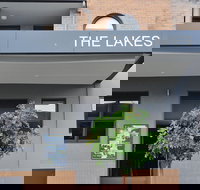 The Lakes Hotel - Internet Find