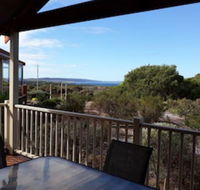 Cosy Corner Beach Cottages - Internet Find