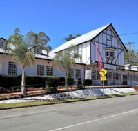Canungra Hotel - Internet Find