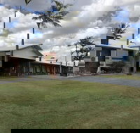 True Blue Motor Inn - Internet Find