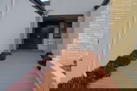 Ellard Bed  Breakfast