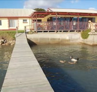 Meningie's Waterfront Motel - Internet Find