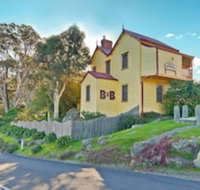 Two Story Bed  Breakfast - Qld Realsetate