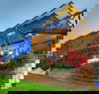 Tropixx Motel  Restaurant - Internet Find
