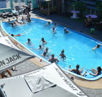 Youth Shack Backpackers - Hostel - Internet Find