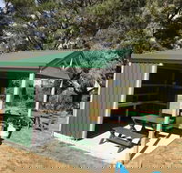 Woodmans Hill Motel - Internet Find