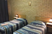 Three Ways Motel