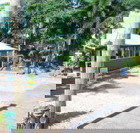 Rainforest Motel - Petrol Stations