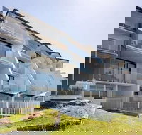 Ocean Front at The Entrance - Internet Find