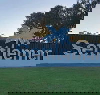 Settlement Motor Inn Deniliquin - Renee